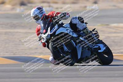 media/Dec-10-2023-SoCal Trackdays (Sun) [[0ce70f5433]]/Turn 2 (10am)/